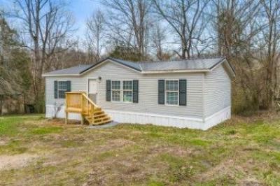 Photo 5 of 23 of home located at 323 Oak Grove Ln Sharps Chapel, TN 37866