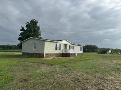 Photo 5 of 15 of home located at 704 Wade Rd Scotland Neck, NC 27874