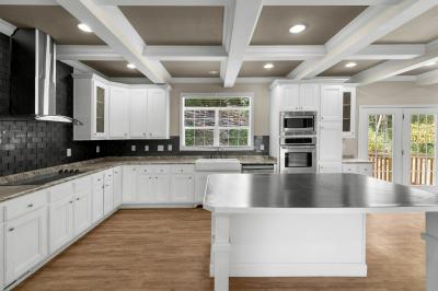 Photo 2 of 14 of home located at 4277 Valley View Dr. Knoxville, TN 37917