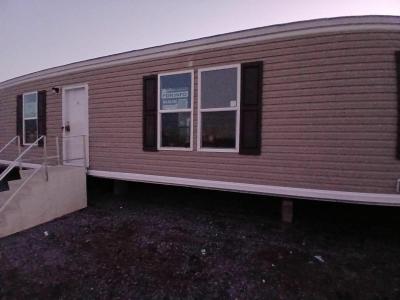 Photo 4 of 7 of home located at 914 Il 15 Sims, IL 62886