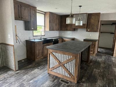Photo 3 of 11 of home located at 31888 Hwy 75 Oneonta, AL 35121