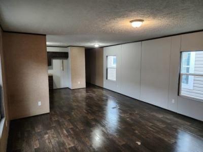 Photo 4 of 9 of home located at 16071 Old Greensboro Road Moundville, AL 35474