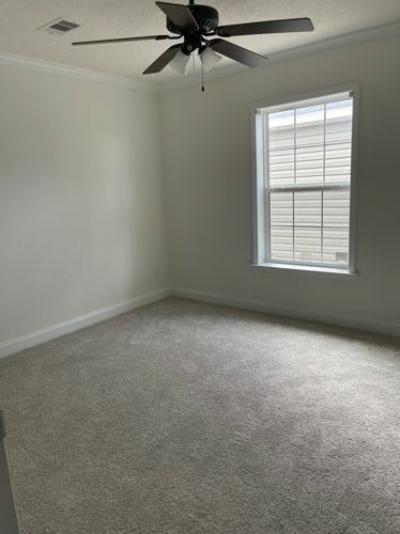 Photo 5 of 16 of home located at 2310 Hwy 71 Marianna, FL 32448