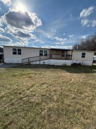 Photo 2 of 9 of home located at 142 Little Sparrow Princeton, WV 24740