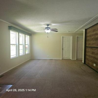 Photo 5 of 14 of home located at 35 Lakeshore Dr Chapmanville, WV 25508