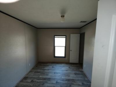 Photo 5 of 10 of home located at 239 Red Oak St Kilgore, TX 75662