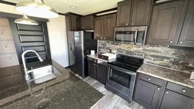 Photo 5 of 20 of home located at 41093 Highway 931 Gonzales, LA 70737