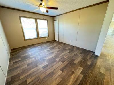 Photo 3 of 21 of home located at 128 2nd St Rockwood, TN 37854