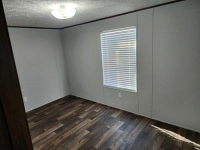 Photo 5 of 17 of home located at 10420 Us Highway 31 Lot 377 Tanner, AL 35671