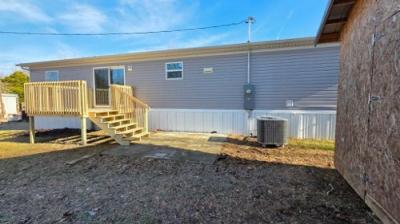 Photo 5 of 27 of home located at 192 Eloise Rd Louisa, KY 41230