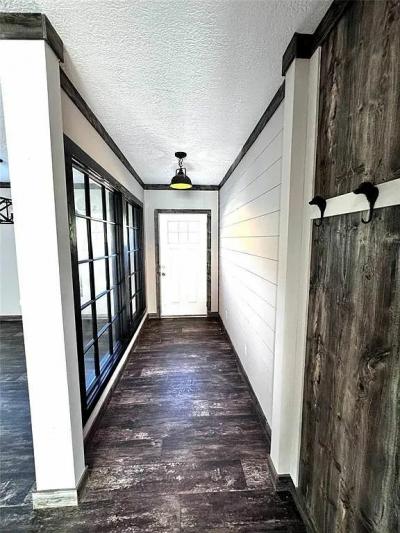 Photo 2 of 26 of home located at 2001 Canyon Run Dr Meridian, OK 73058