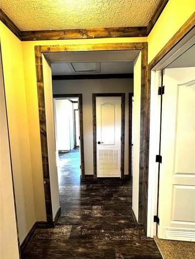 Photo 3 of 26 of home located at 2001 Canyon Run Dr Meridian, OK 73058