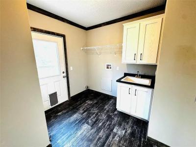 Photo 4 of 26 of home located at 2001 Canyon Run Dr Meridian, OK 73058