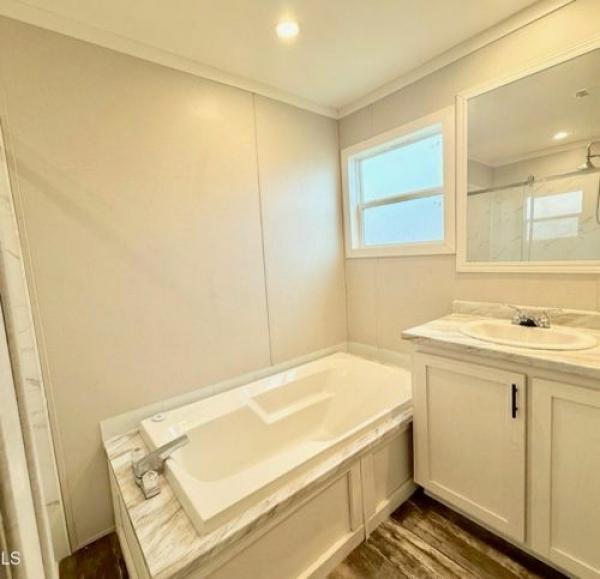 2022 0251CHPRH Mobile Home For Sale