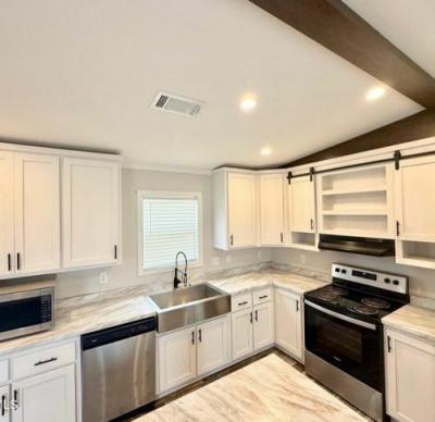 Photo 3 of 27 of home located at 9106 Leo Montet Ln Abbeville, LA 70510