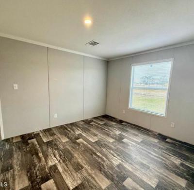 Photo 4 of 27 of home located at 9106 Leo Montet Ln Abbeville, LA 70510