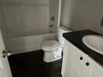 Photo 4 of 10 of home located at 513 E Beaver Creek D Knoxville, TN 37918