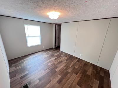 Photo 2 of 17 of home located at 482 Shelnutt Loop Phil Campbell, AL 35581