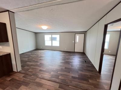 Photo 4 of 17 of home located at 482 Shelnutt Loop Phil Campbell, AL 35581