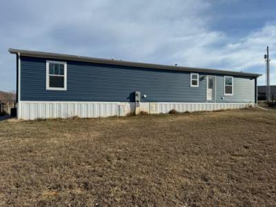 Photo 3 of 25 of home located at 816 Us-68 Benton, KY 42025