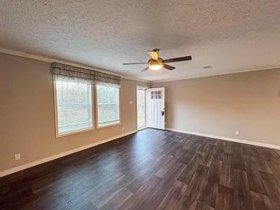 Photo 2 of 31 of home located at 601 Pine Ln Drummonds, TN 38023