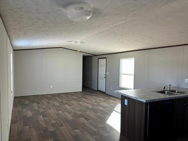 2022 SPECTACULAR Manufactured Home