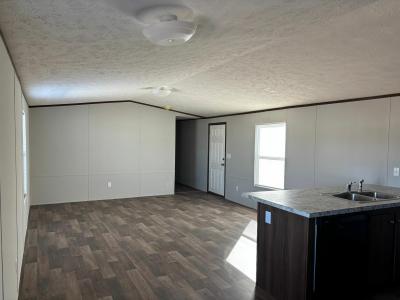 Photo 4 of 10 of home located at 12547 E Skelly Dr Tulsa, OK 74128