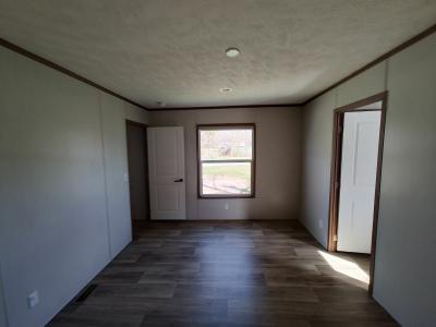 Photo 5 of 10 of home located at 325A County Road 37 Tyler, TX 75706