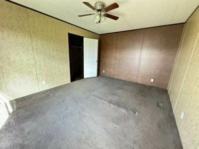 Photo 4 of 9 of home located at 174 Indian St Angleton, TX 77515