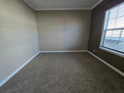 Photo 5 of 11 of home located at 15405 Lee Hwy Bristol, VA 24202