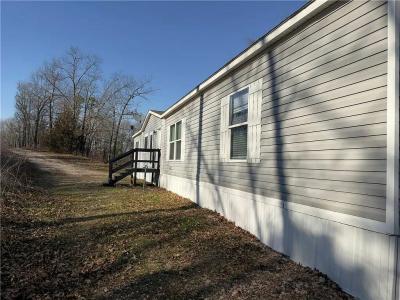 Photo 2 of 20 of home located at 600 County Rd. 2200 Eureka Springs, AR 72631