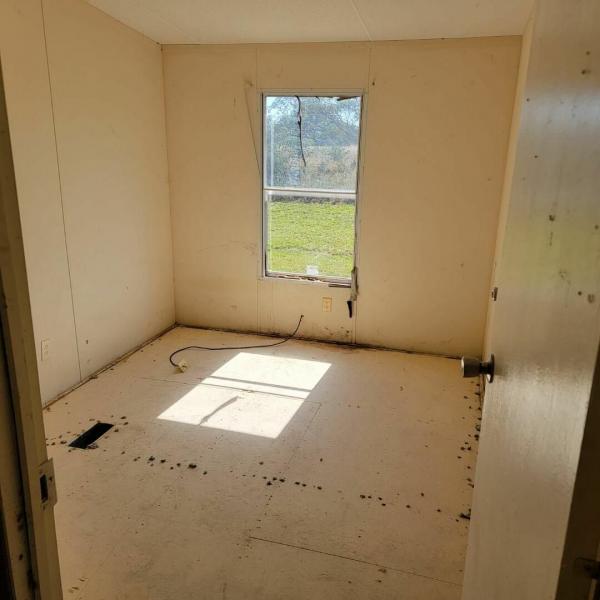 2011 35XTM1676 Mobile Home For Sale