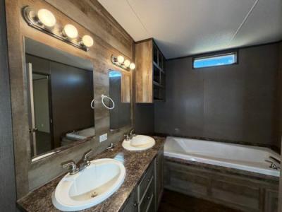 Photo 3 of 14 of home located at 299 Oak Pond Dr Manvel, TX 77578