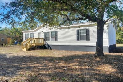 Photo 2 of 27 of home located at 447 Smith Rd Lot 17 Defuniak Springs, FL 32433