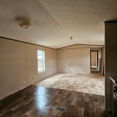 Photo 5 of 9 of home located at 107 Shingleton Rd Clarksburg, WV 26301