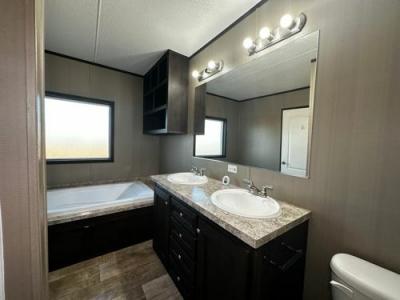 Photo 3 of 11 of home located at 4780 State Hwy 71 El Campo, TX 77437