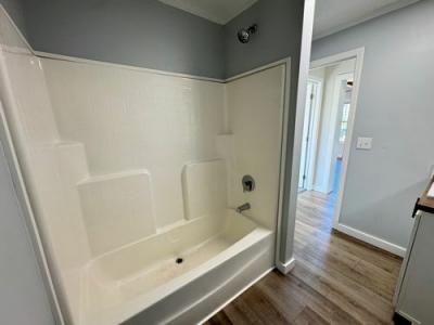 Photo 4 of 21 of home located at 222 Community Dr. Madisonville, TN 37354