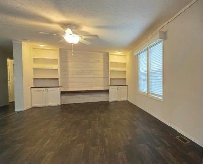 Photo 4 of 15 of home located at 301 Hwy 578 N Annville, KY 40402