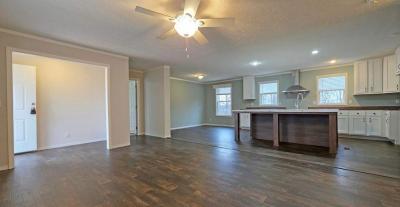 Photo 4 of 15 of home located at 301 Hwy 578 N Annville, KY 40402