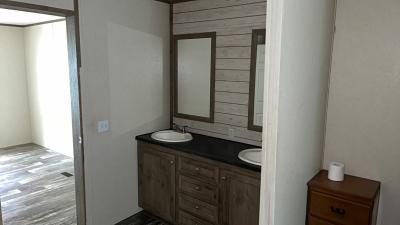 Photo 3 of 17 of home located at 7880 Co Rd 87 Moulton, AL 35650