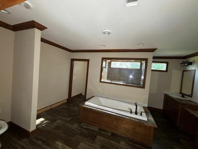 Photo 3 of 10 of home located at 12547 E Skelly Dr Tulsa, OK 74128