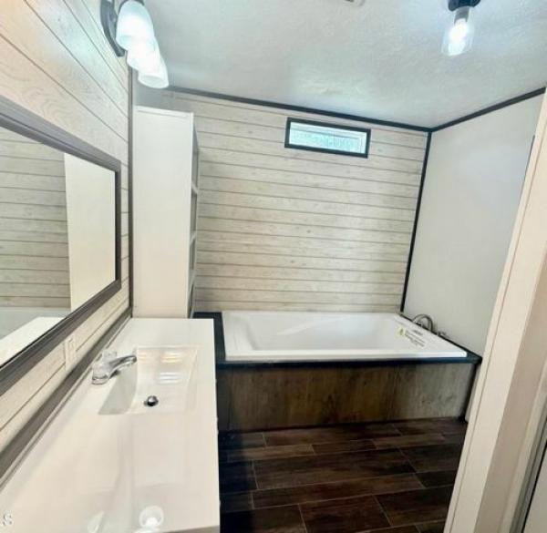 2022 THE ANNIVERSARY Mobile Home For Sale