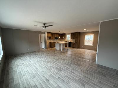 Photo 4 of 15 of home located at 734 Possum Ridge Rd Rocky Point, NC 28457