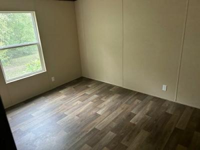 Photo 2 of 9 of home located at 1629 County Road 463 Cullman, AL 35057