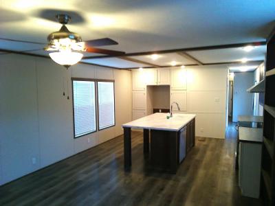 Photo 4 of 18 of home located at 3265 Us Hwy 78 Leeds, AL 35094