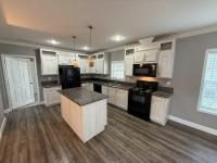 2017 32PKS28483AH17 Manufactured Home