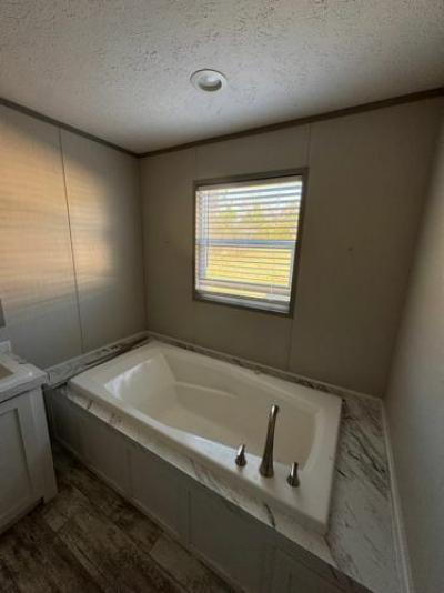 Photo 5 of 17 of home located at 5135 Flemingsburg Road Morehead, KY 40351