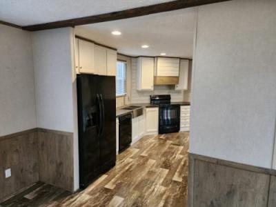 Photo 3 of 20 of home located at 31888 Alabama 75 Oneonta, AL 35121