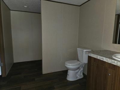 Photo 5 of 9 of home located at 15405 Lee Hwy Bristol, VA 24202