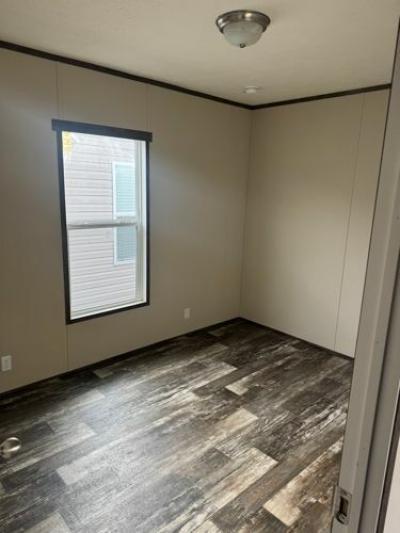 Photo 5 of 14 of home located at Phipps Mh 5135 Flemingsburg Rd Morehead, KY 40351